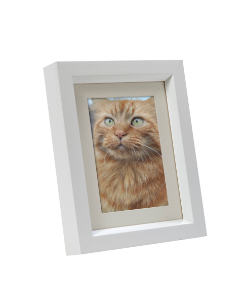 Bilderrahmen aus Massivholz weiß